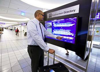 airport advertising